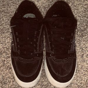 Men’s Airwalk leather casual shoes size 9